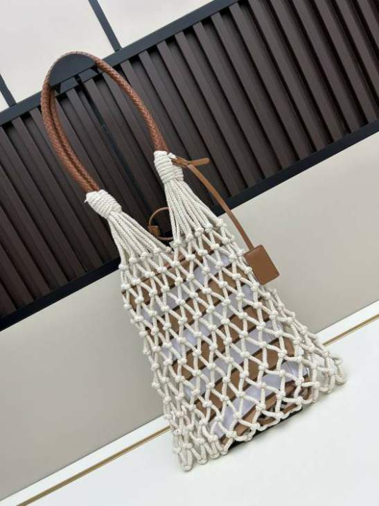Picture of Prada Handbags _SKUfw203284160fw